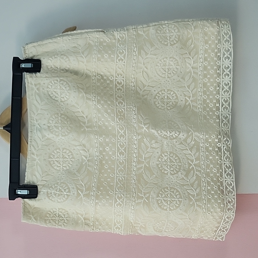 H&M Off-white skirt